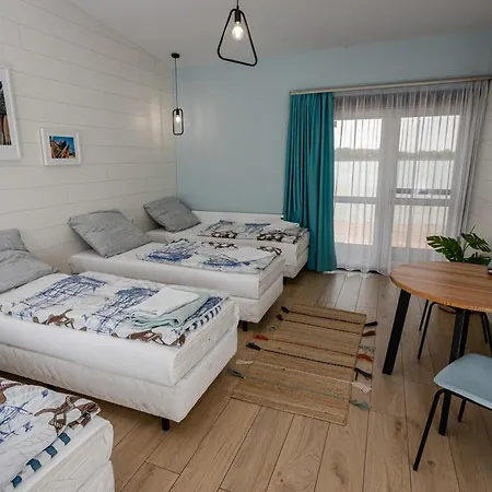 Aparthotel Halfarock Vízi-erdei 3*