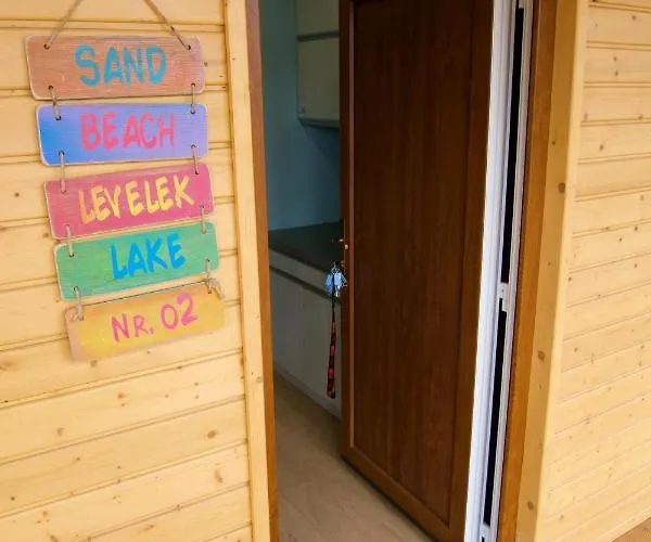 Halfarock Vizi-erdei Apartmanhaz Hotel apartamentowy Levelek